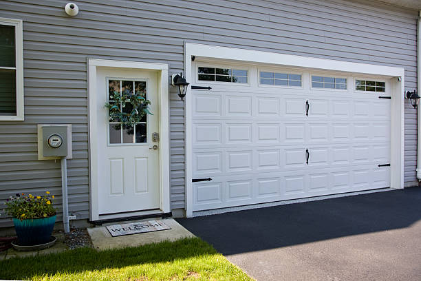 24/7 Emergency Garage Door Roller Replacement experts in Kamas, UT
